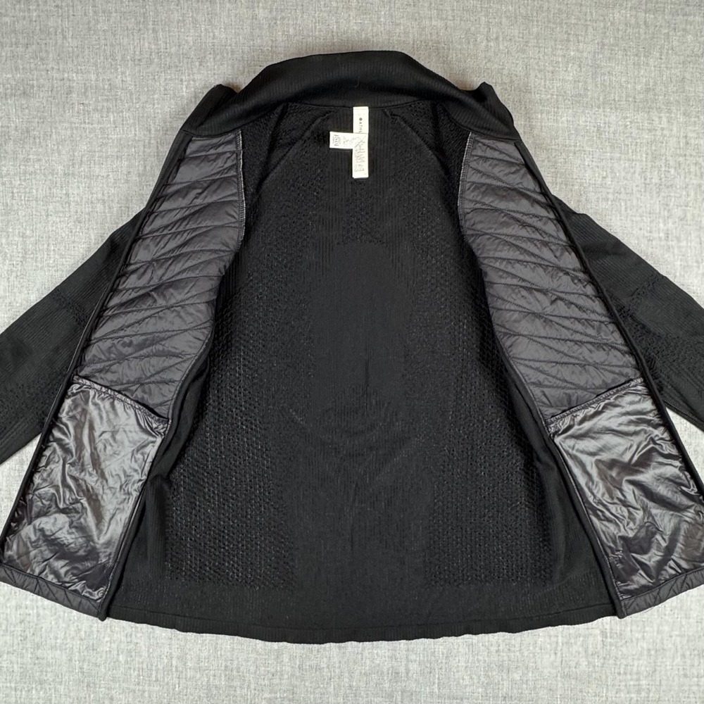 Athleta Flurry Force 2.0 Jacket Womens Small Black Insulated Full Zip Thumbholes - Picture 2 of 8